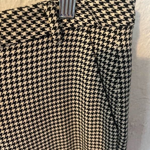 L’AGENCE Logan Trouser Black and White Houndstooth - Picture 6 of 10
